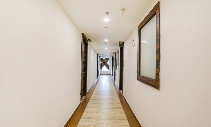 Vasundhara Hotel | Fabhotel Kinsfolk