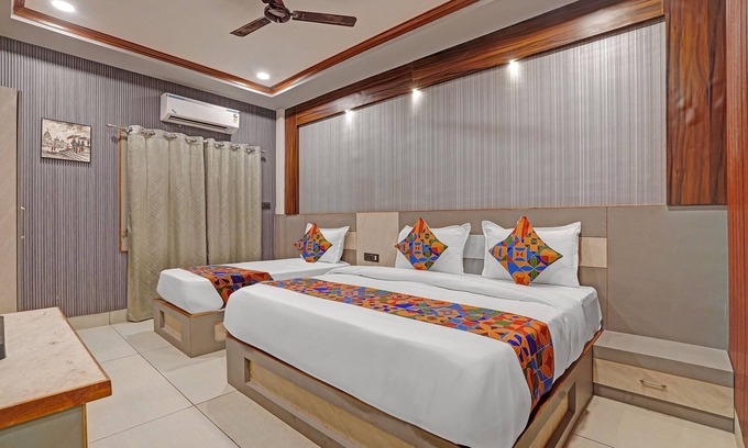 Vrindavan Hotel | Fabhotel Kr Inn