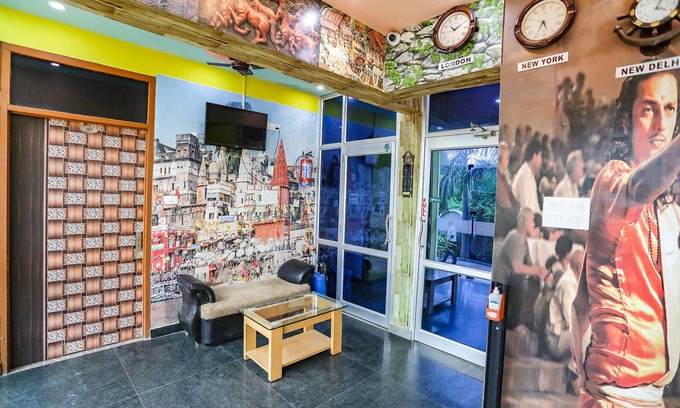 Varanasi Hotel | Fabhotel Kriti Green