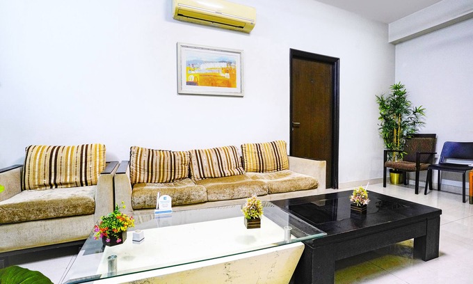 Bandra East Hotel | FabHotel Mumbai Corporate Apartments Bandra