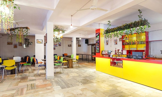 Allahabad Hotel | Fabhotel New Shanti