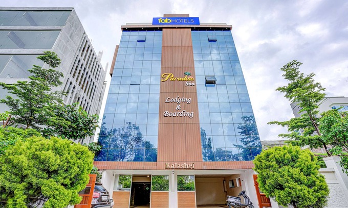 Bavdhan Hotel | Fabhotel Paradise Inn