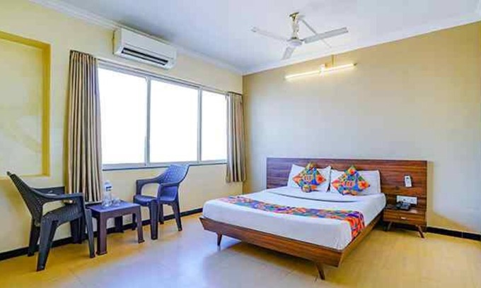 Mundhwa Hotel | Fabhotel Peaceful Stay