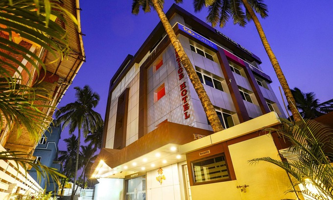 Guirim Hotel | Fabhotel Prestige
