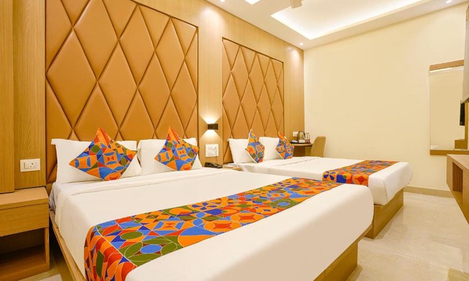 Kurla Hotel | FabHotel Prime Palm Grove - Nr BKC