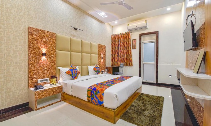 Kota Hotel | FabHotel Prime Shaily Royal