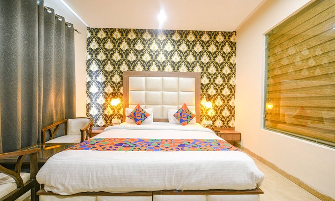 Zirakpur Hotel | Fabhotel Prime Viraj Inn