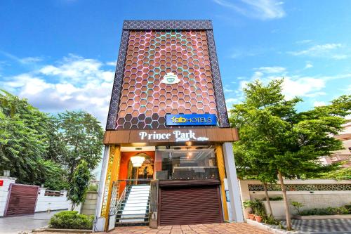Vellore Hotel | FabHotel Prince Park - Nr Sajra Fort