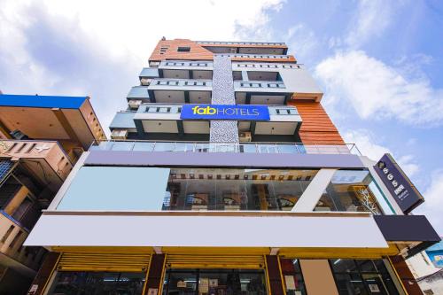Bengaluru Hotel | FabHotel SG5 Inn Suites-Yelahanka
