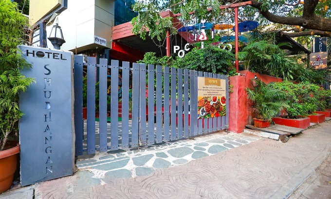 Khar Hotel | Fabhotel Shubhangan