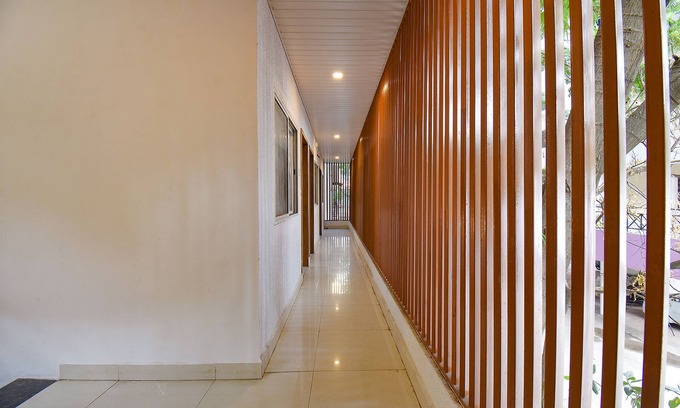 Kharadi Hotel | FabHotel Sky Vista Inn