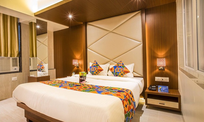 Kandivali Hotel | FabHotel Spring inn