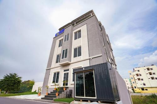 Medchal Hotel | FabHotel Sree Laveeza