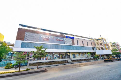 Medchal Hotel | FabHotel SRS Grand - Nr Mahindra University, Gandi Maisamma