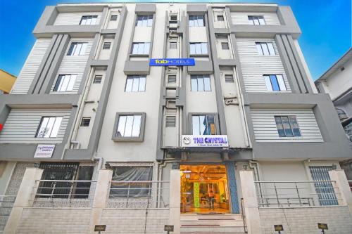 Taltala Hotel | FabHotel The Crystal - Near New Market