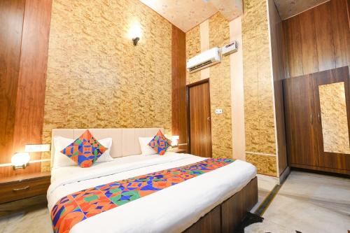 Faridabad Hotel | FabHotel The Grand Palace