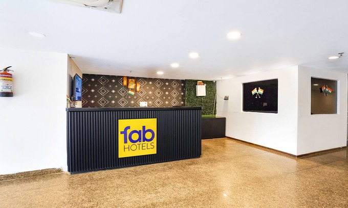 Delhi Hotel | Fabhotel The Luxe Inn