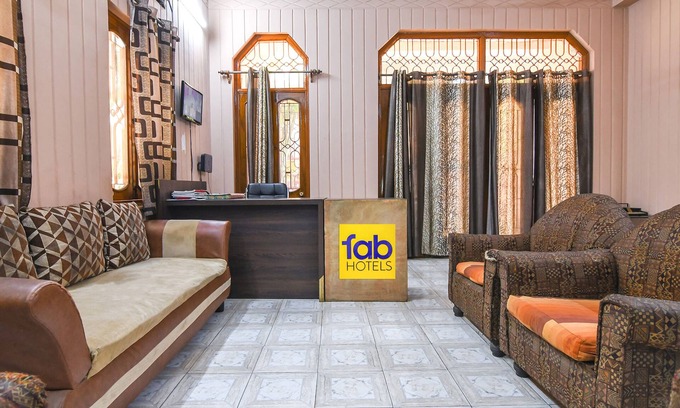 Sector II Hotel | Fabhotel Vicky