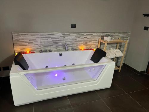 Agliano Terme Apartment | Fabianna suite