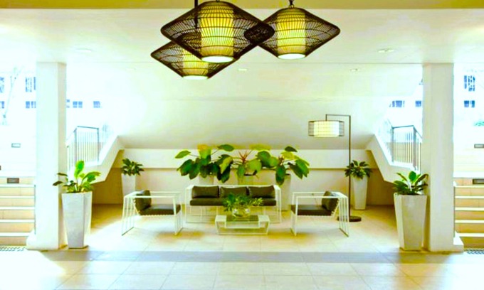 Santo Cristo Condo | Fabulous 1BR Condo with Balcony WiFi Shopping District Quezon City