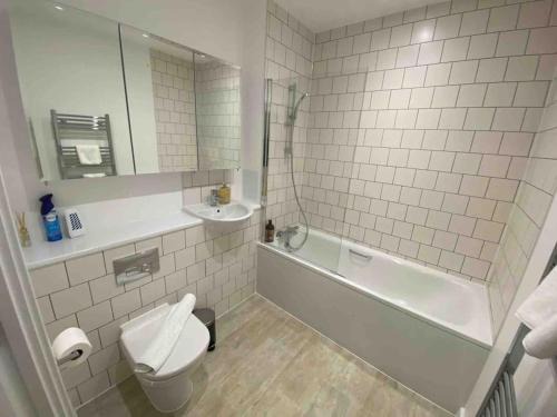 Gascoigne Apartment | Fabulous 2 Bedroom Apartment