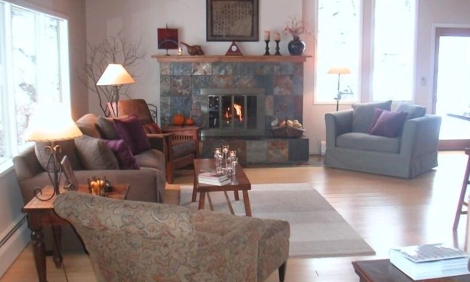 Estes Park House | Fabulous Art-Filled 'Green Conscious' Retreat - You Will Love This Place!