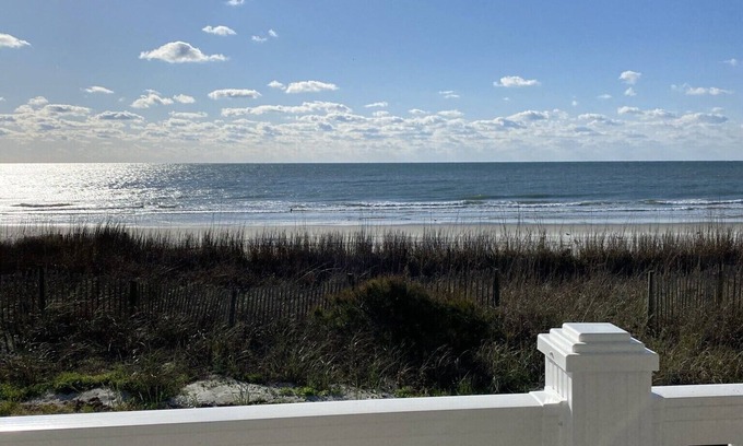 Surfside Beach House | FABULOUS DIRECT OCEANFRONT! 5 BR 4 Bath
