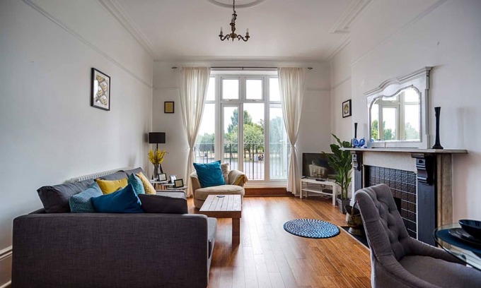 Portsmouth Apartment | Fabulous Flat, location, free wifi, parking, enjoy