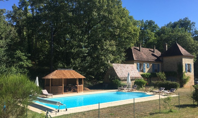Campagnac-les-Quercy House | Fabulous typical perigordine house with large fenced heated pool and huge garden