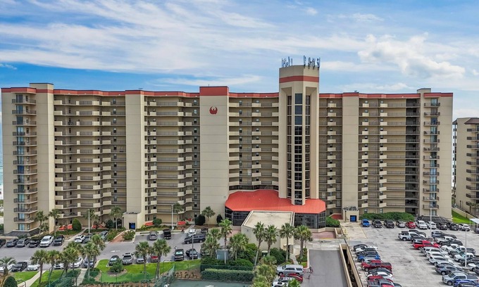 Orange Beach Condo | Fabulous vacation rental with Blue Skies and White Sand