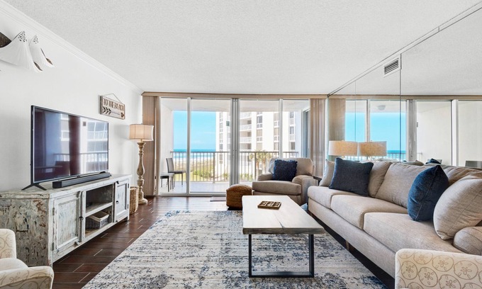 Holiday Isle Condo | 🌴Fabulous View~Pool+Tennis~Steps2Beach~2BR Shoreline Towers 1035
