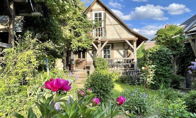 Munstermaifeld House | Fachwerk-ferienhäuschen mit Veranda in Direkter Moselnähe