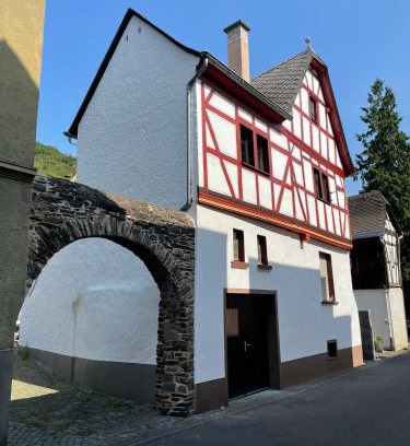 Karden Apartment | Fachwerk-Romantik 2 an der Mosel