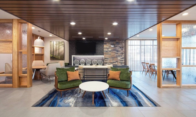 Northwest Pensacola Hotel | Fairfield by Marriott Inn & Suites Pensacola Pine Forest