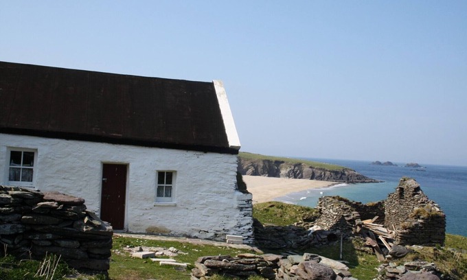 Dingle Apartment | Fairfield Holiday Home No 13