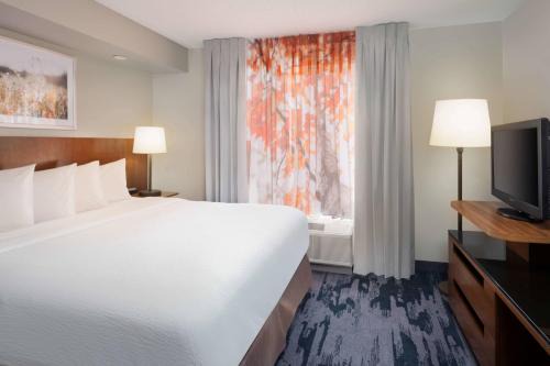 Franklin Park Hotel | Fairfield Inn and Suites Austin South