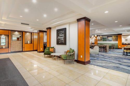 Conroe Hotel | Fairfield Inn & Suites by Marriott Houston Conroe
