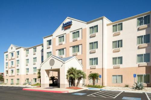 Downtown San Antonio Hotel | Fairfield Inn & Suites by Marriott San Antonio Downtown/Market Square
