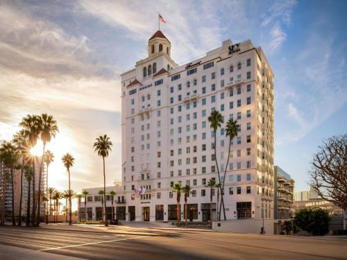 Waterfront Hotel | Fairmont Breakers Long Beach
