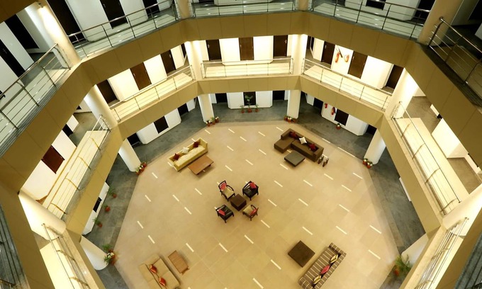 Sonepat Hotel | Fairvacanze Inns & Suites
