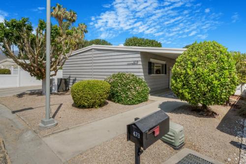 Cathedral City House | Fairway Escape with Views 55