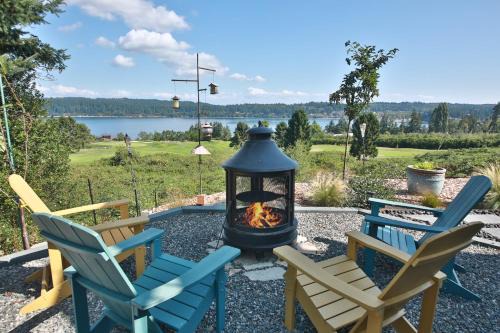 Freeland House | Fairway Harbor View by AvantStay Outdoor Oasis