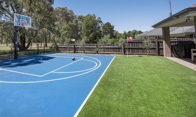 Central Mudgee House | Fairway House by Kirsten Serviced Accommodation