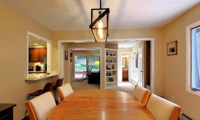Beulah House | Fairway House Close to Crystal Lake Golf