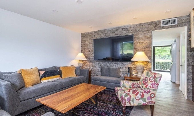 Lake Lure House | Fairway Villa 0505 at Rumbling Bald