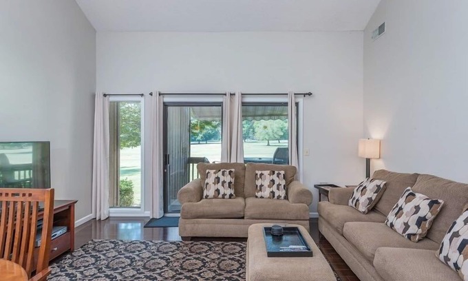 Lake Lure House | Fairway Villa 1506 at Rumbling Bald