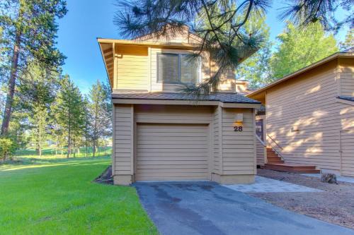 Sunriver House | Fairway Village 28 | Discover Sunriver