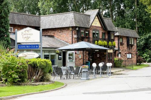 Manchester Hotel | Fairways Lodge & Leisure Club