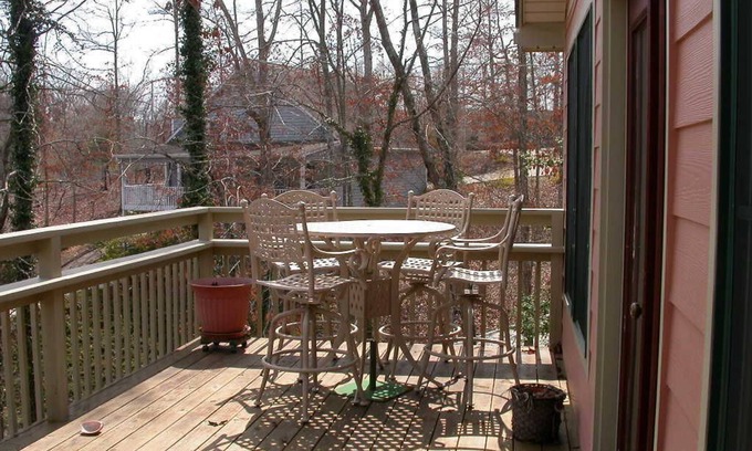 Ten Mile Apartment | FALL COLOR cruise or Fish on Suntracker Pontoon Fishing Barge!