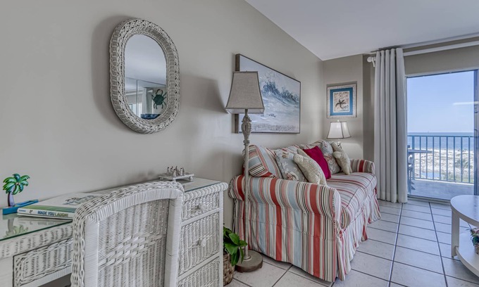 Fort Morgan Condo | FALL FLASH SALE-Beautiful Beach Front Condo-Lots of Amenities at No Extra Cost